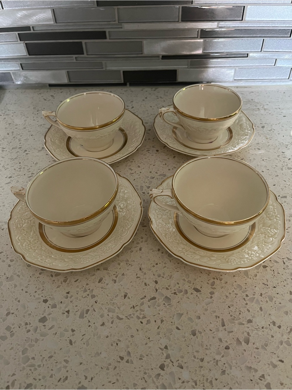 Vintage Cream and Gold Porcelain Teacup & Saucer Set - Elegant 4pc